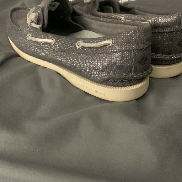 Grey sperry - Picture 4 of 4